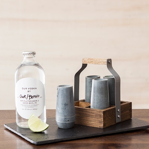 Sparq Home Other - NEW Sparq Vodka Shooter Set With Ash Caddy